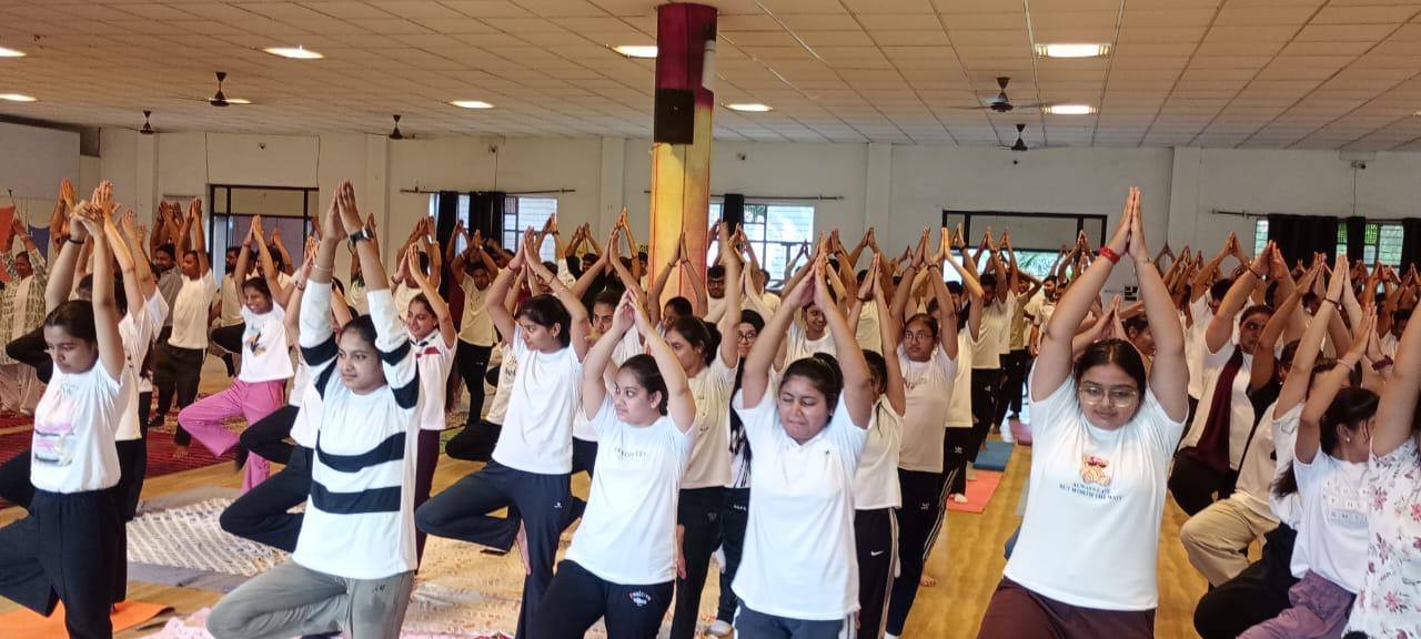 Yoga 4